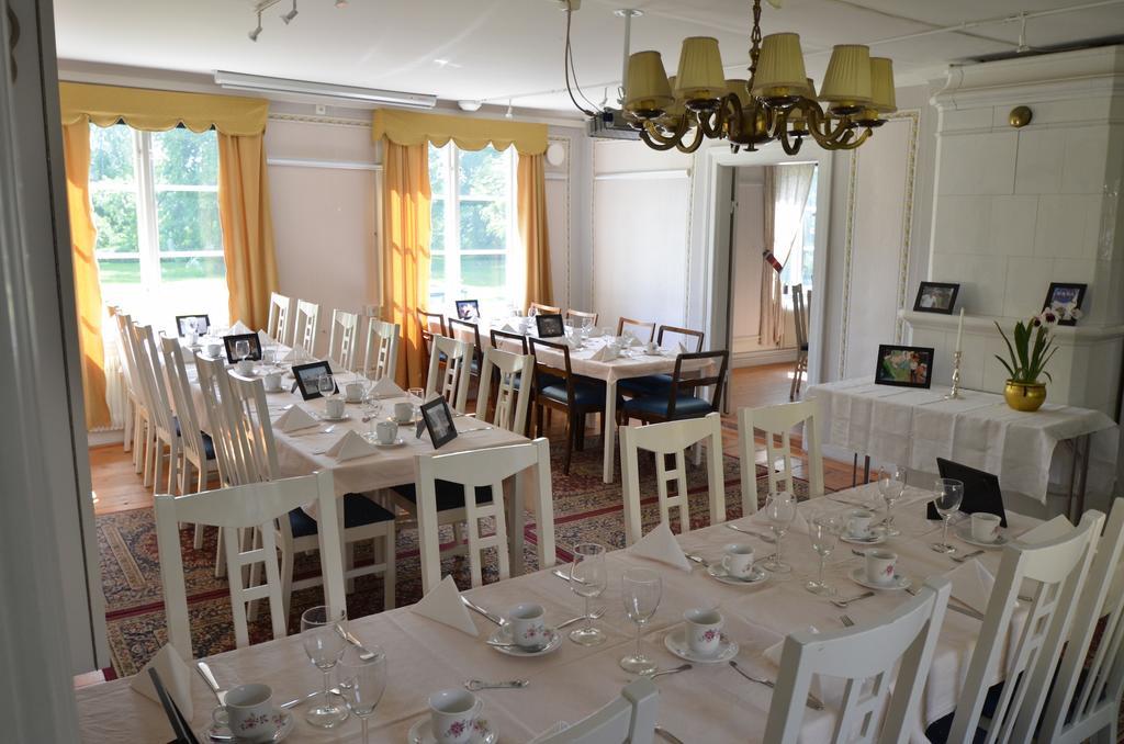 Broby Gard Hotel Märsta Eksteriør billede